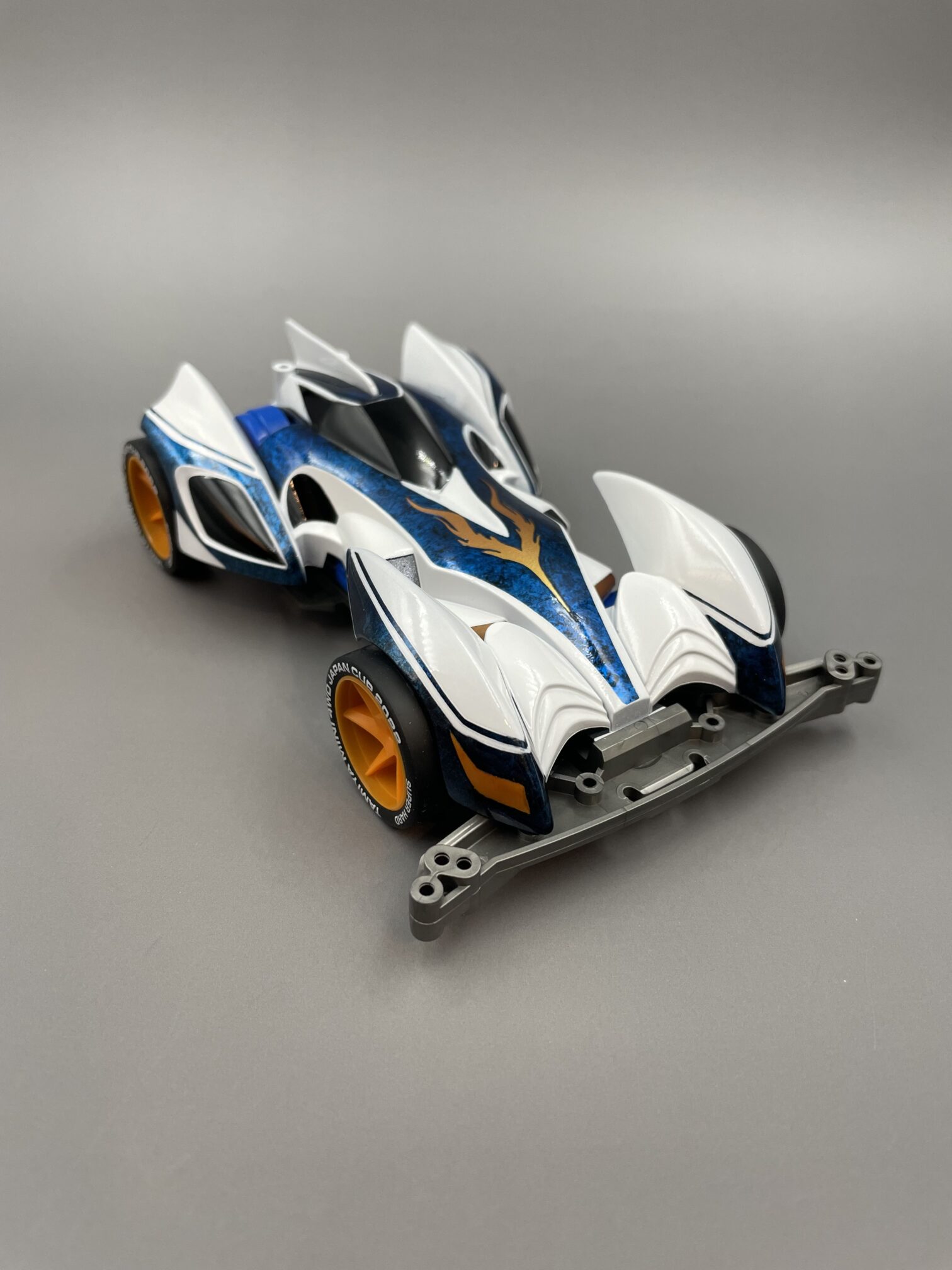 シャイニングスコーピオン　塗装方法　
